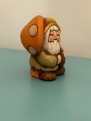 Thun statuina gnomo con fungo - gnomo,