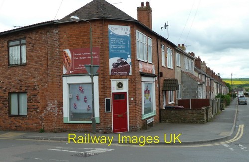 Photo charlesworth street - charlesworth,