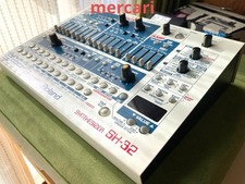 Roland SH-32 Sintetizzatore