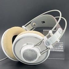Cuffie AKG K701 bianche tipo