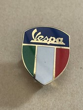 Vespa Metal Scooter Pin Badge