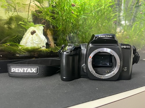 Pentax slr 35mm film - pz-20,