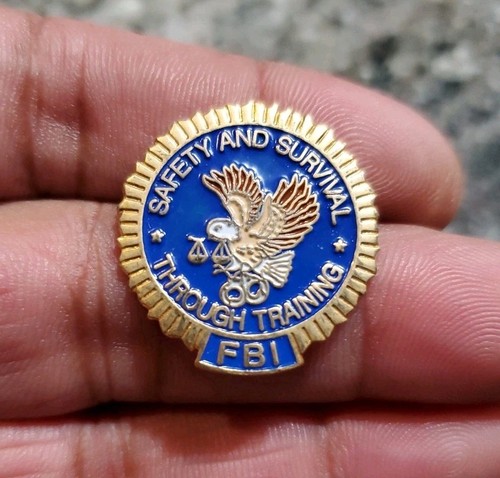 Spilla fbi training academy - fbi,