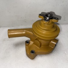 POMPA ACQUA KOMATSU adatta per