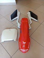  PLASTICHE HONDA CR 125 1998 1999( le Fiancate Sono Modificate E Verniciate )