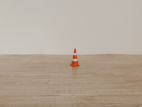 Cones securite pour - de,