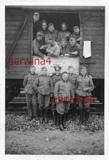 soldati tedeschi in treno a