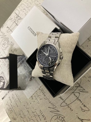 Orologio solare radio - , in