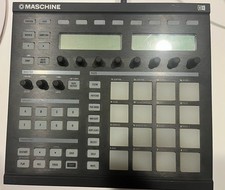 Native Instruments MK1 Machine Micro MIDI Controller - Testato. Funziona come da disegno