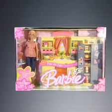 VINTAGE 2004 MATTEL BARBIE