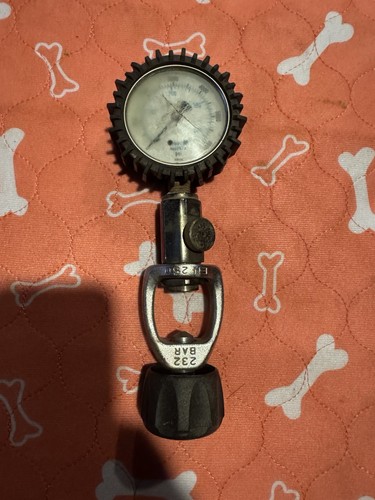 Tester pressione serbatoio