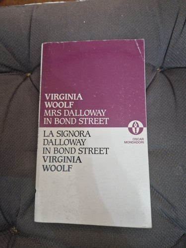 Signora dalloway bond - signora,
