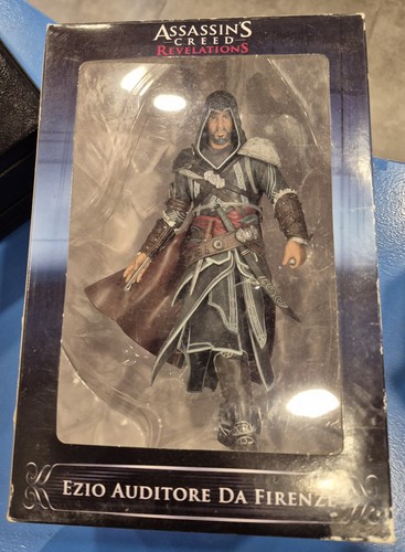 Statua assassin creed - assassin's,