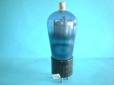 una valvola Arcturus blu tipo