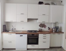 Cucina IKEA 2019 - bianca - condizioni ottime - piano in legno - inclusi pensili