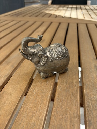 Antique boîte bétel - À,