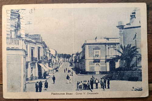 Piedimonte etneo 1955 animata - etneo,