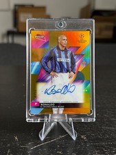 Topps Finest Uefa Champions League 2023/24 Ronaldo Autograph Gold Refractor /50