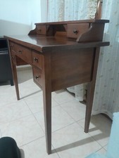 scrittoio antico color noce, usato, altezza 93, larghezza 100, lunghezza 50