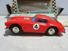 SCALEXTRIC FERRARI 250 GT