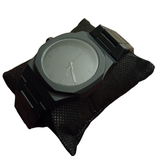Orologio minimal nero