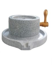 Grano macinato a mano mulino