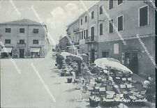 cf422 cartolina codigoro la piazza caffe' centrale provincia di ferrara