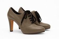 Gianvito Rossi scarpe donna tacco Oxford Taupe pelle, nuove, 41. Made in Italy. 
