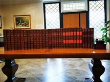 ENCICLOPEDIA MOTTA (32 VOLUMI) 1979 + AGGIORNAMENTI '99-2001 + ATLANTE + SONOBOX