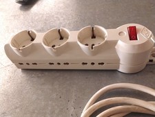 Ciabatta 9 posti italiana e Shuko con interruttore