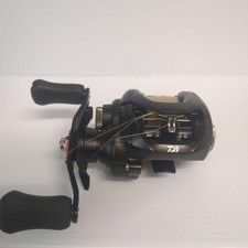 Mulinello da baitcasting Daiwa TATULA TW100SH, leggermente usato, senza tappo manico