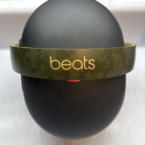 Beats dre studio3 - by,