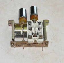 Lavatrice Rex P5 superautomatica(1967): interruttore + leva sgancio sportello