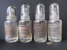 4 antiche BOTTIGLIE FARMACIA LABORATORIO CHIMICA con doppio tappo smerigliato