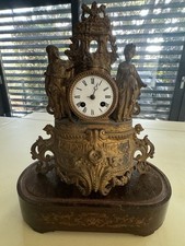 Antico orologio da tavolo in bronzo dorato francese Con Chiave Di Carica