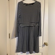 Abito Boden blu navy e bianco