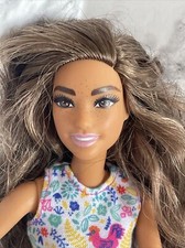 Barbie Hatch & Gather Egg Farm