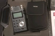 Registratore Tascam DR-100