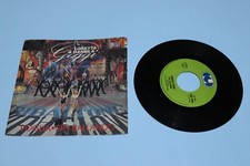 DANIELA GOGGI - VOGLIA / STO BALLANDO - CGD 10110