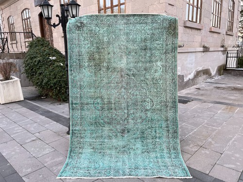 Tappeto vintage turco overdyed