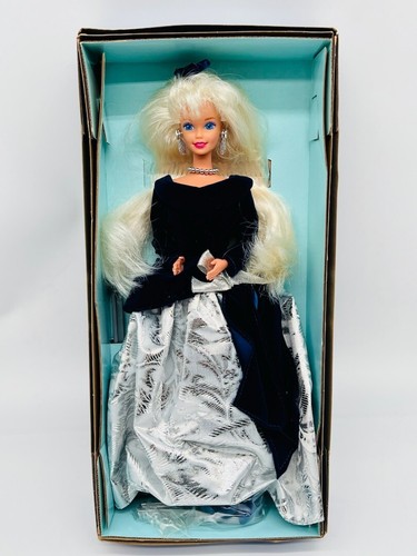 Bambola barbie velluto - bambola,