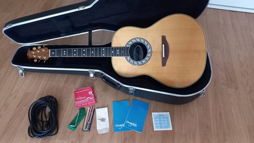 Chitarra elettroacustica