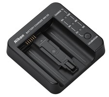 Caricabatteria nuovo originale MH-33 per Nikon Z9 D4 D4S D5 D6