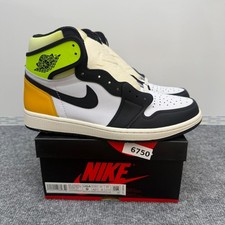 Jordan 1 High OG Volt Gold DS