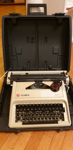 Macchina per scrivere olympia - macchina,