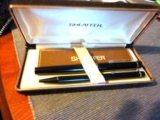 VINTAGE  BOXED     CHARCOAL BLACK  SHEAFFER TARGA SET /STOCK REF 3500SH