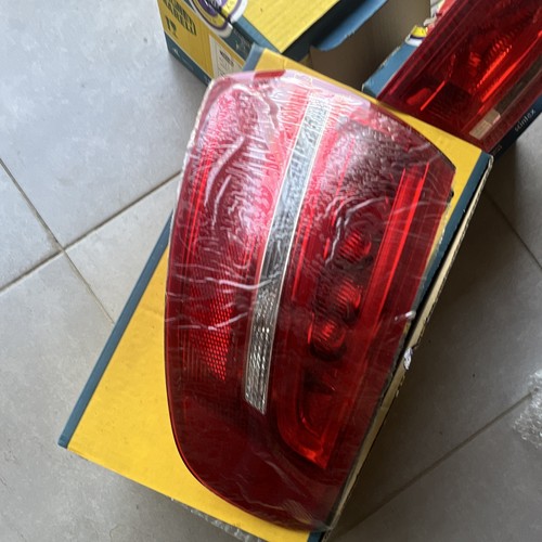 Fari posteriori audi - audi, 8p