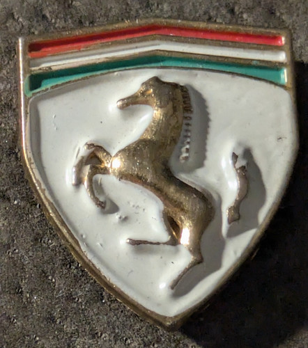Spilla pin ferrari cavallino - spilla,