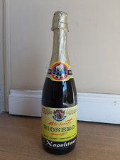 RARA Bottiglia MOSCATO RIONERO SPUMANTE Nuova 72cl. 11% VINTAGE NAPOLITANO '70