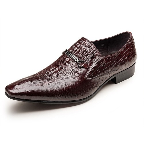 Scarpe eleganti mocassini